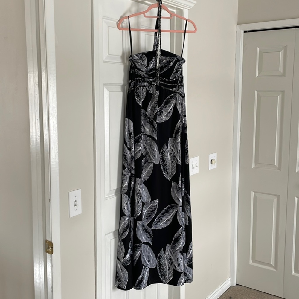 Beautiful Halter Tie Maxi, Size S